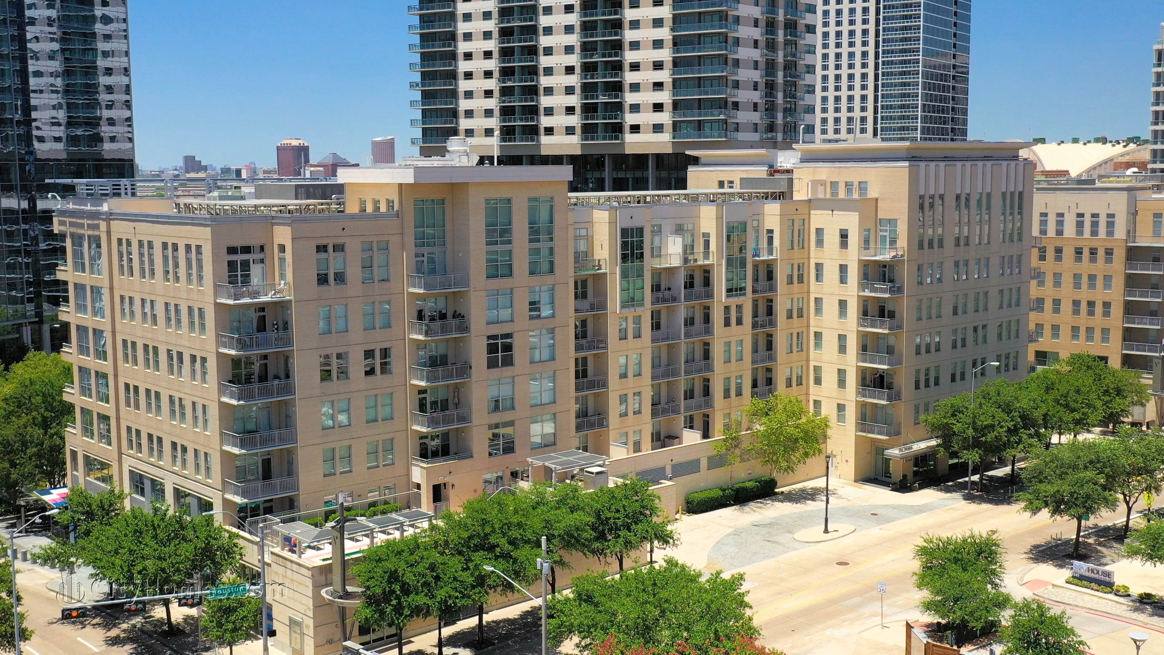 Terrace Condominiums建於 2323 N Houston St, Victory Park, Dallas, TX 75219