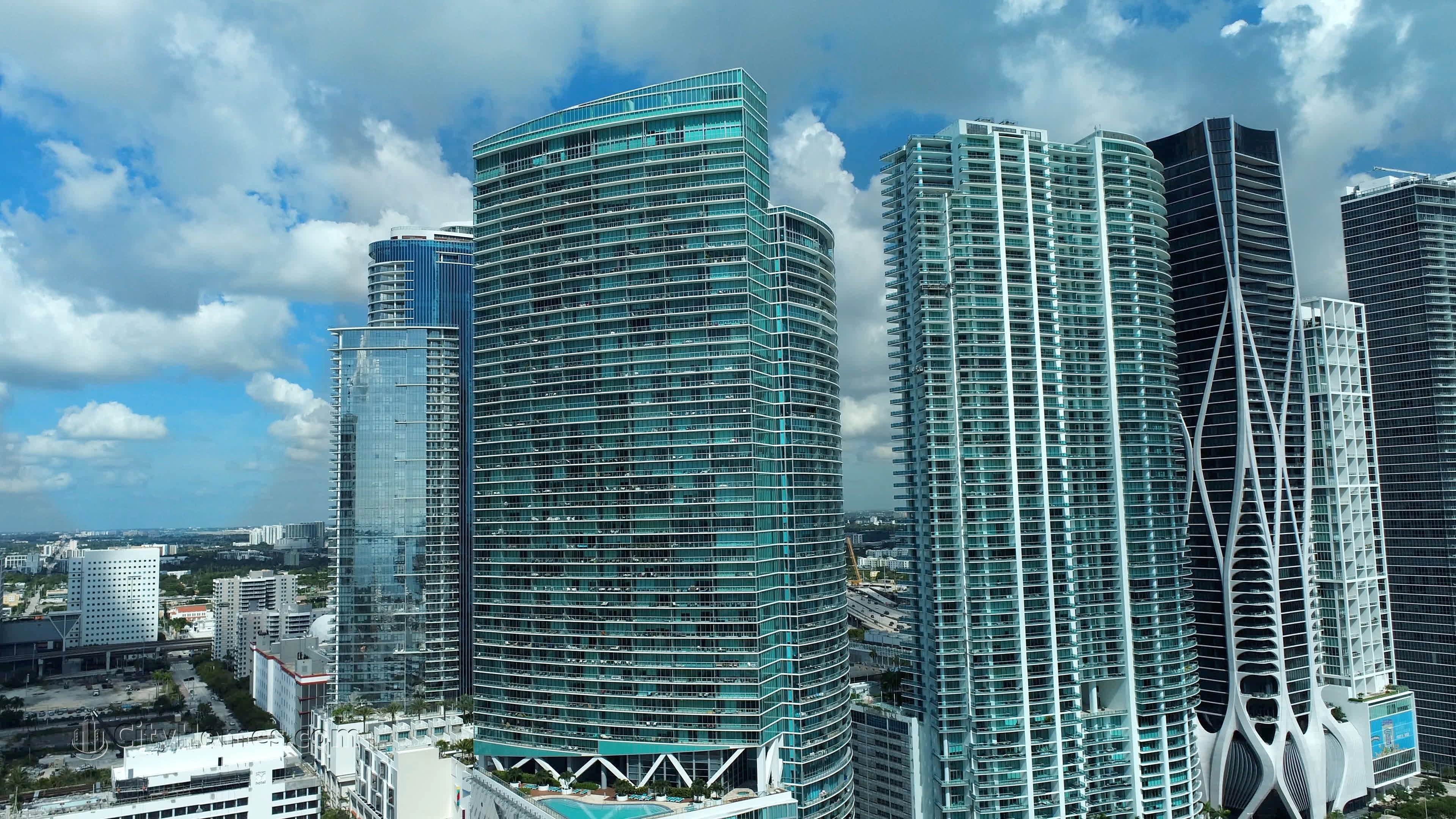 3. Marina Blue xây dựng tại 888 Biscayne Blvd, Miami, FL 33132