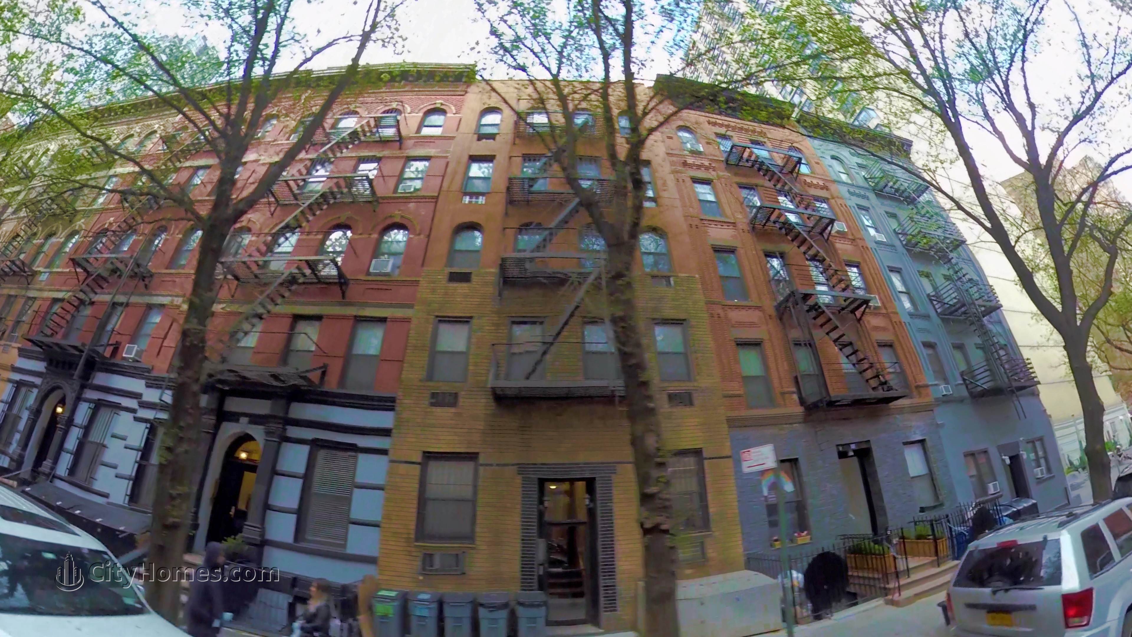 building at 335 East 92nd Street, Yorkville, Manhattan, NY 10128