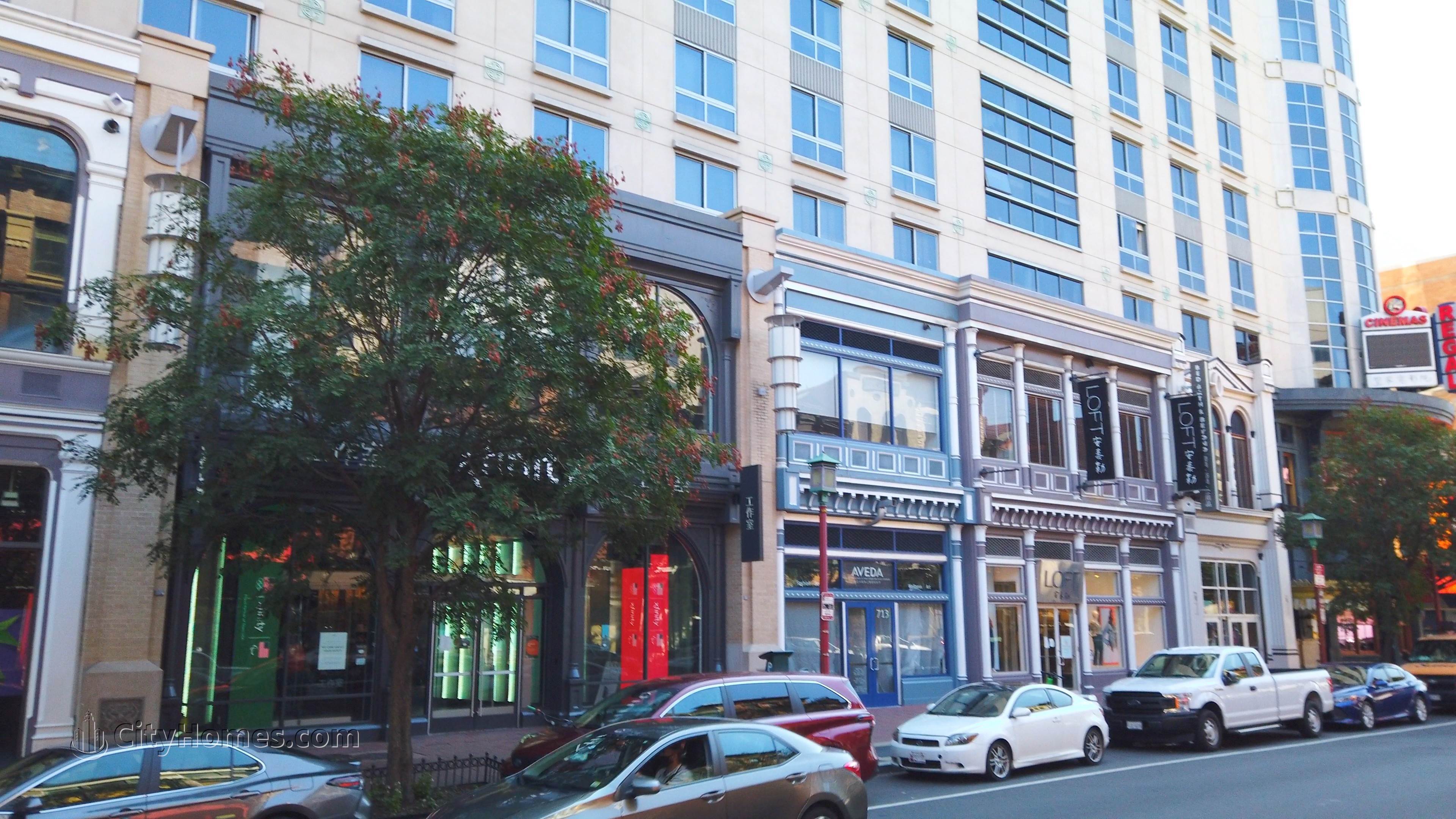 4. Residences at Gallery Place byggnad vid 777 7th St NW, Chinatown, Washington, DC 20001