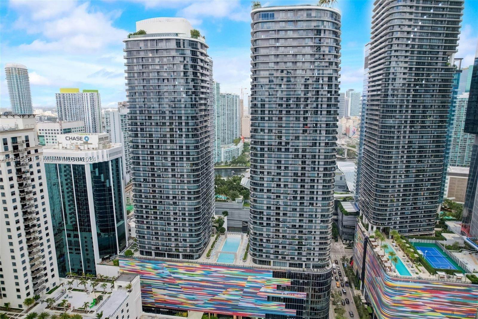 Eigentumswohnung für Verkauf beim Park West, Miami, FL 33130