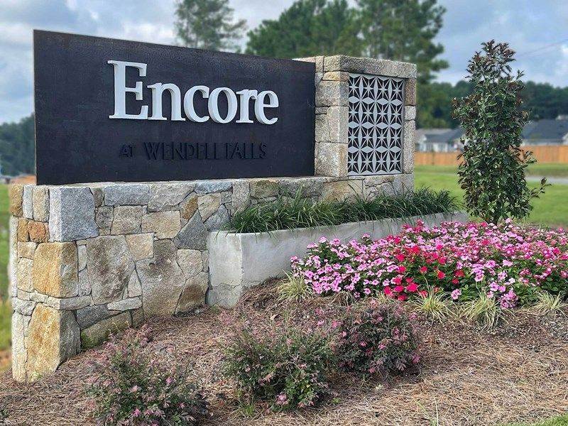 Encore at Wendell Falls – Tradition Series byggnad vid 729 Flower Manor Drive, Wendell, NC 27591
