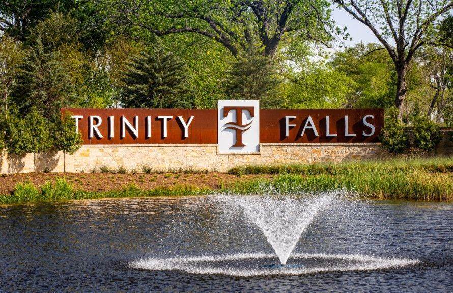 6. Del Webb at Trinity Falls byggnad vid 901 Cormorant Drive, McKinney, TX 75071
