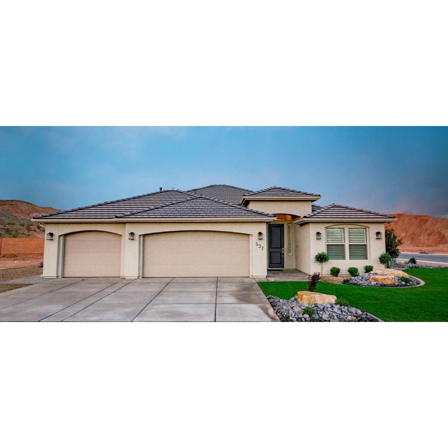 Red Waters building at 537 S Mirage Dr, Washington, UT 84780