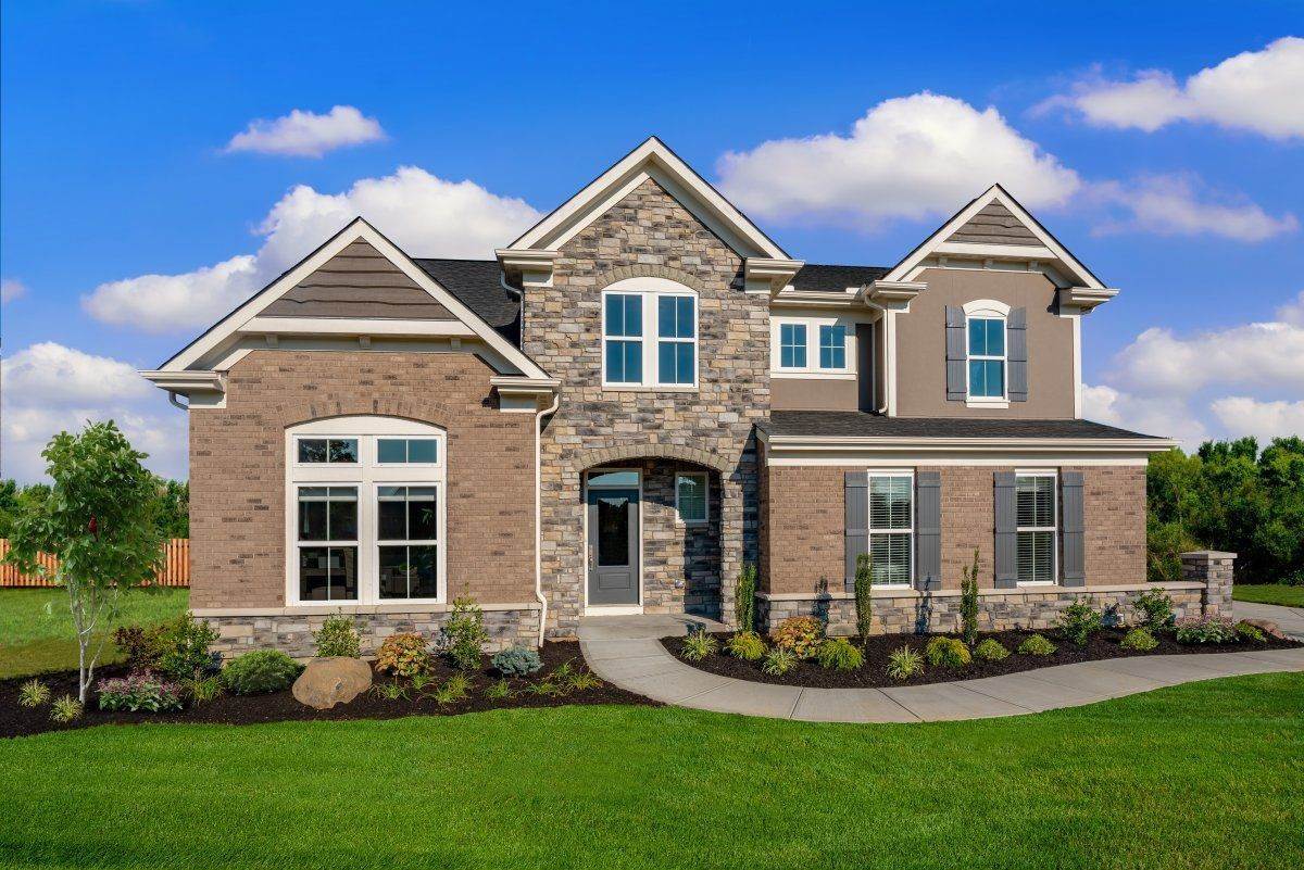 Famille mono-parentale pour l Vente à Chatham Brook At Chatham Hills 19918 Chatham Green Drive, Sheridan, IN 46069
