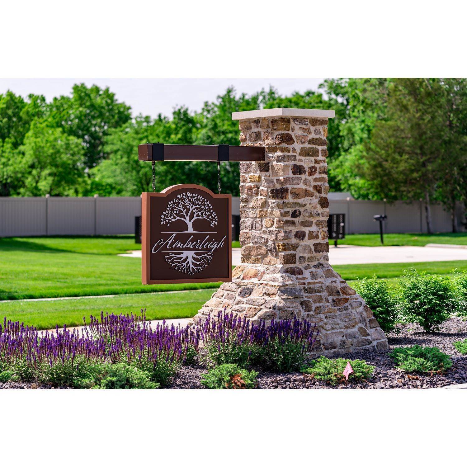 Amberleigh xây dựng tại 202 Cambium Court, Wentzville, MO 63385