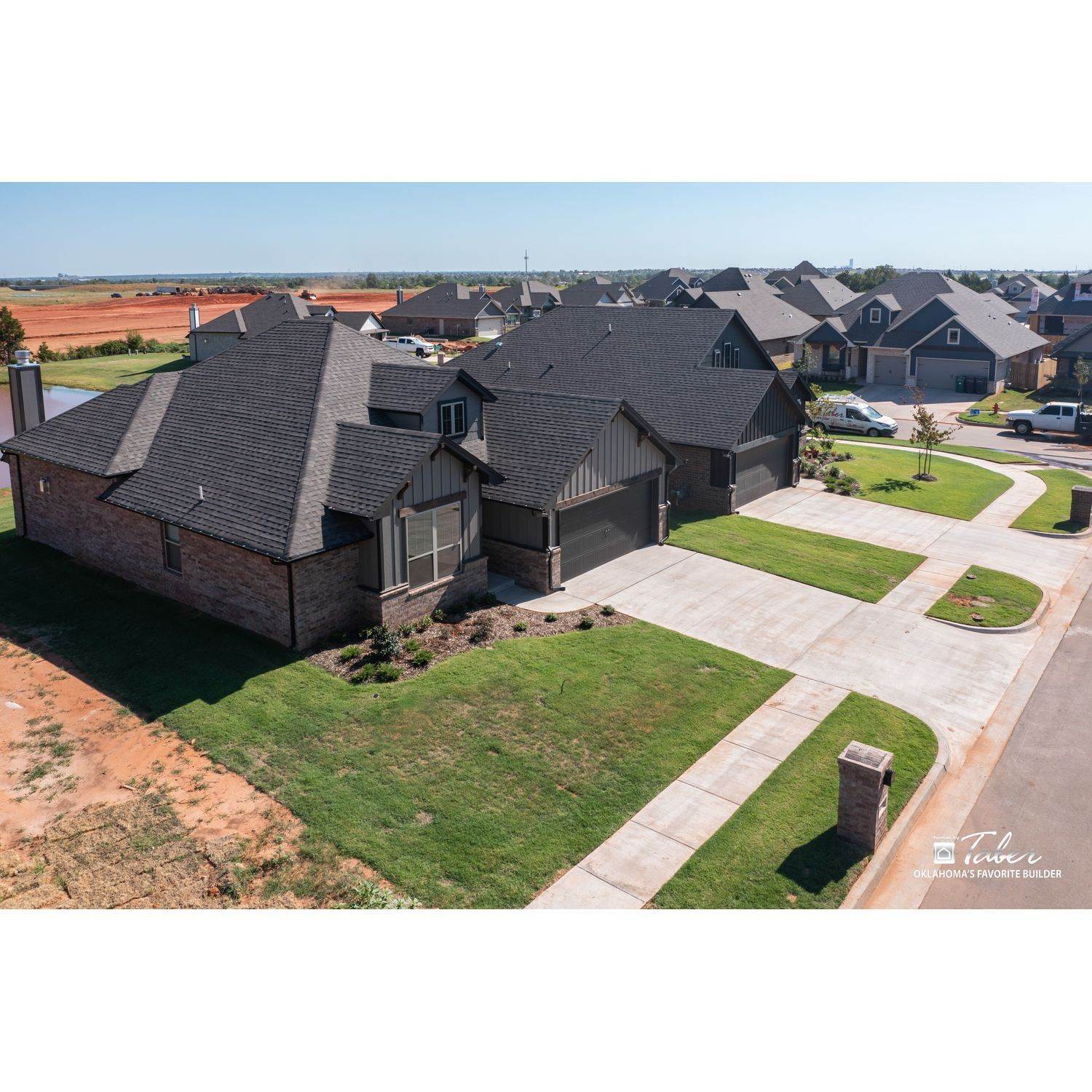 9. Canyons建于 10533 SW 52nd St, Mustang, OK 73064