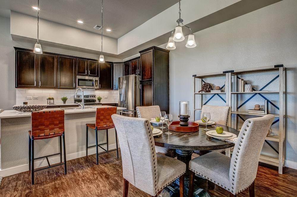18. Highlands at Fox Hill - Discovery建於 310 High Point Drive Building B #106, Longmont, CO 80504