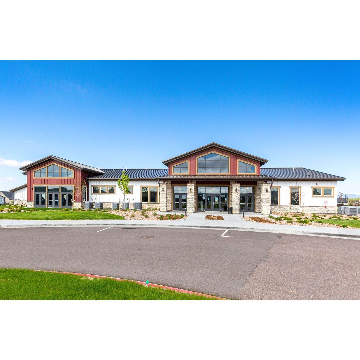 16. The Retreat in Banning Lewis Ranch κτίριο σε 9158 Braemore Heights, Colorado Springs, CO 80927