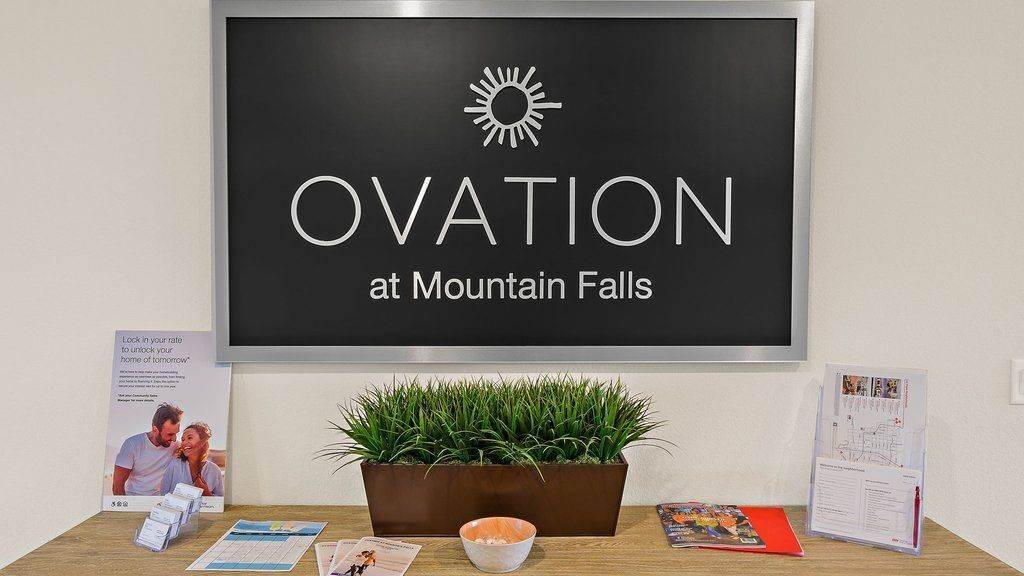 44. Ovation at Mountain Falls 55+ edificio en 4775 Clifftop Drive, Pahrump, NV 89061