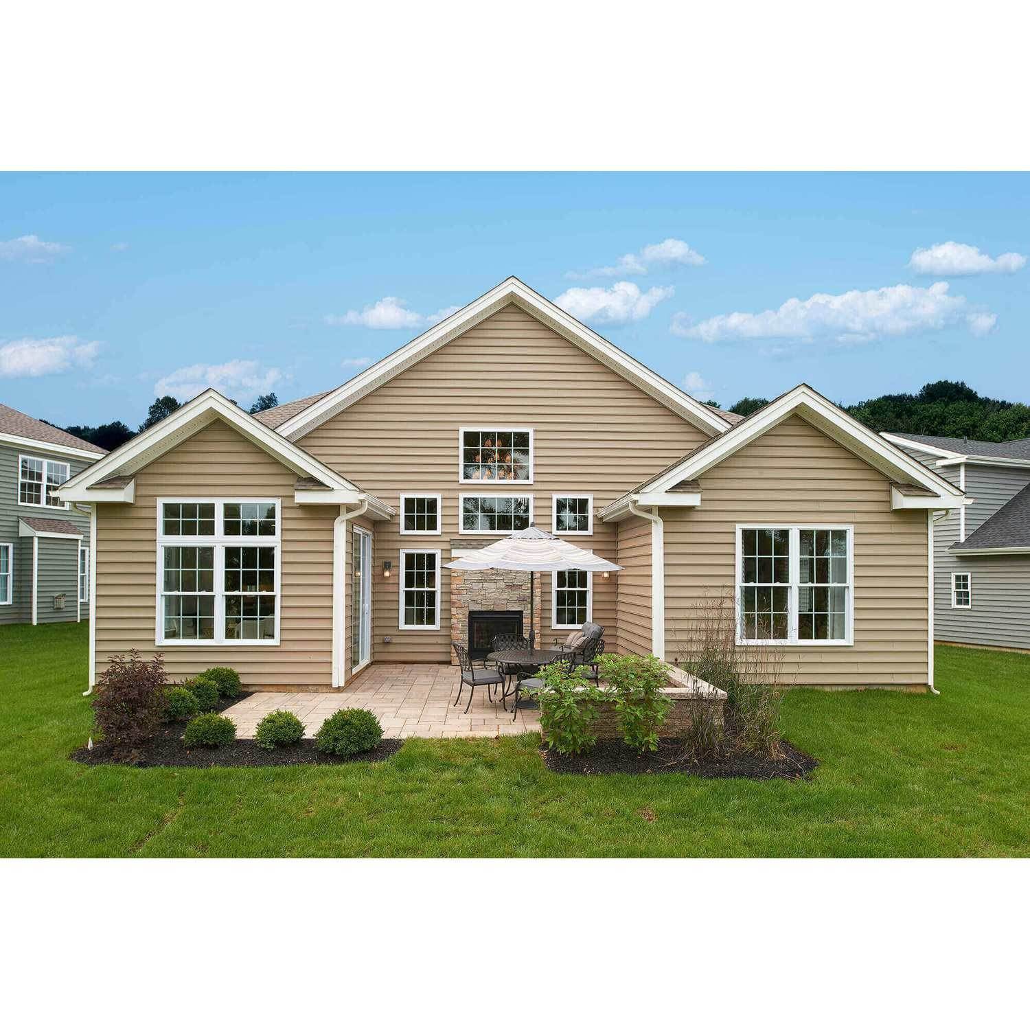 Single Family for Sale at Gibsonia, PA 15044