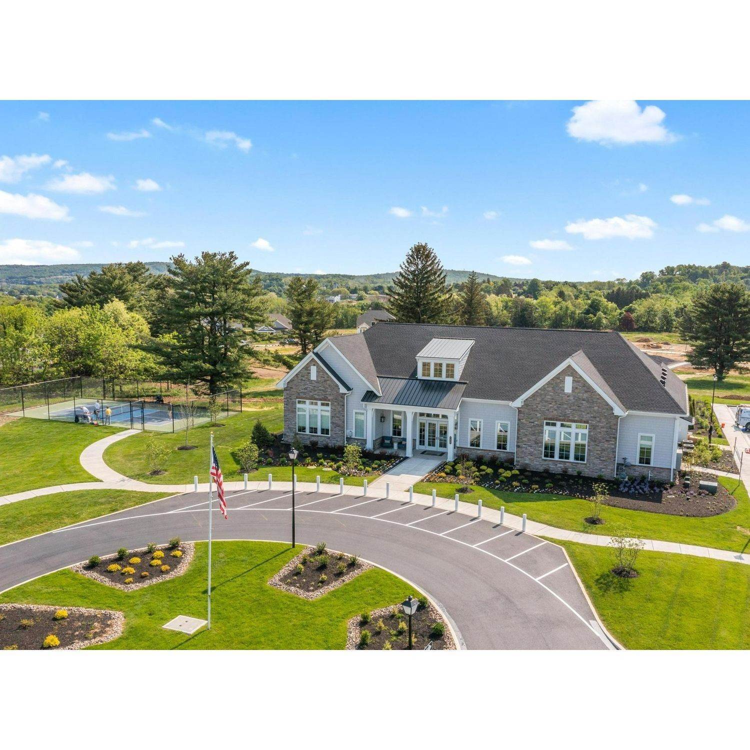 2. Locust Valley 55+ Living xây dựng tại 7432 Presidents Drive, Coopersburg, PA 18036