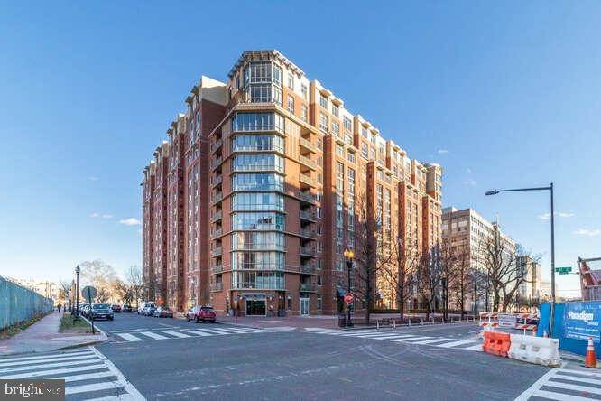 Condominium for Sale at 1000 New Jersey Ave SE Navy Yard, Washington, DC 20003